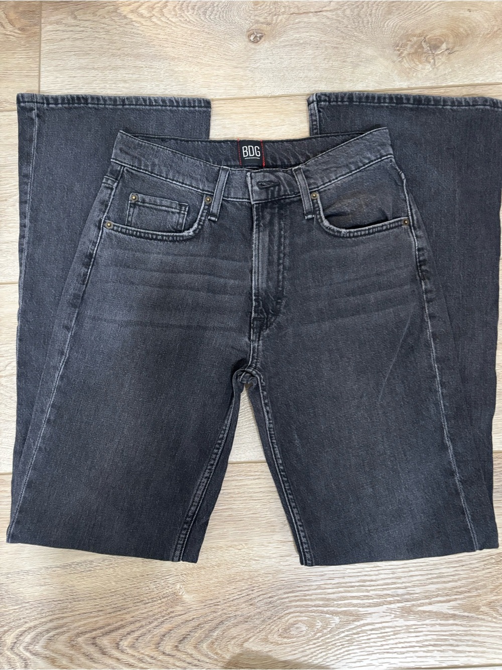 BDG women Washed Black Straight Jeans